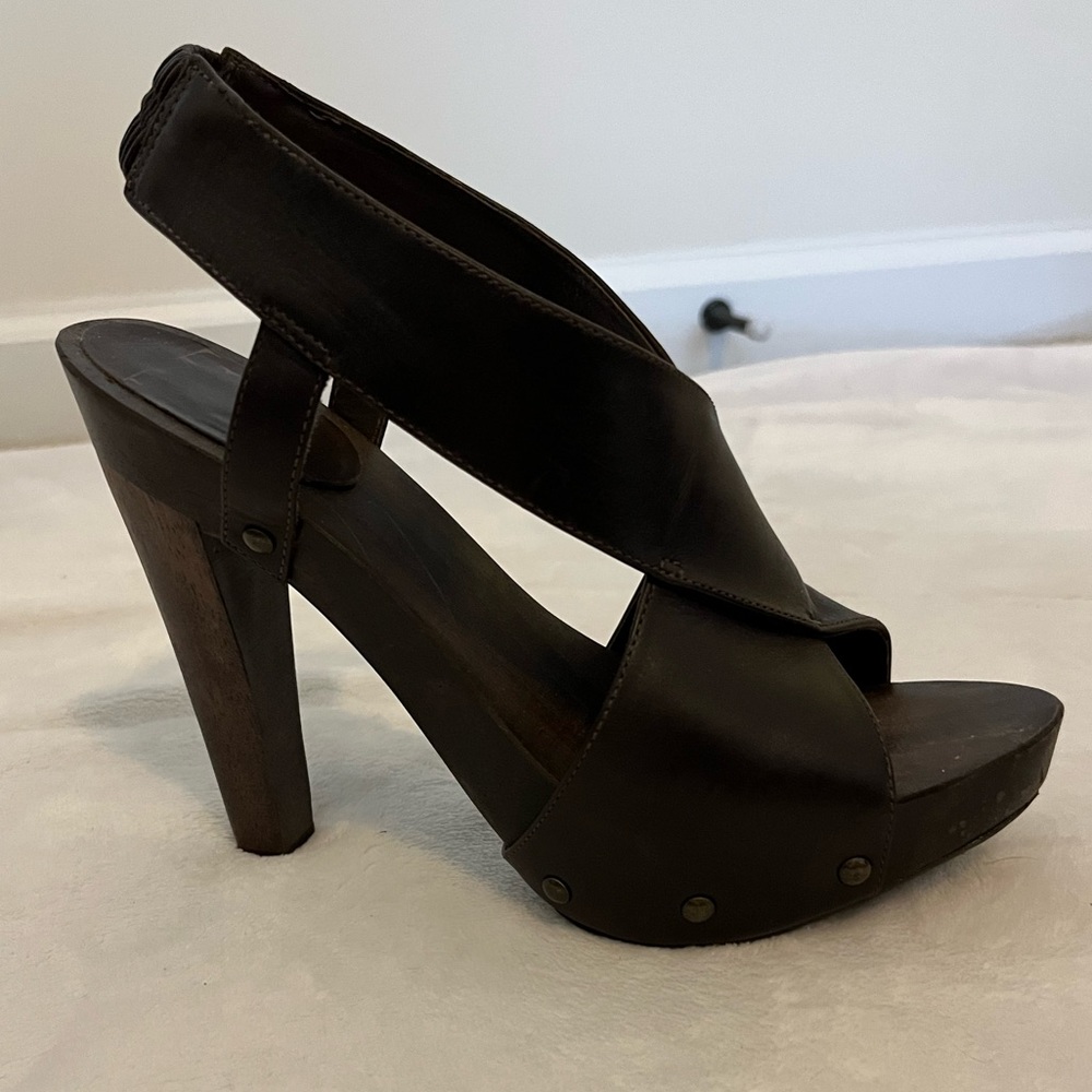 Diane von Furstenberg Slingback Heels - Picture 7 of 16